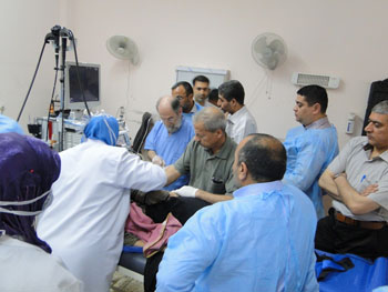 أطباء عرب واجانب يشاركون في ورشة عمل لامراض الجهاز الهضمي والكبد في كربلاء