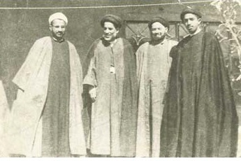 صورة ارشيفية الشيخ عبد الهادي الفضلي والسادة (فضل الله والعسكري والبكاء) في النجف