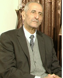 الأديب يكرّم المؤرخ الدكتور كمال مظهر احمد بوسام التميز العالي