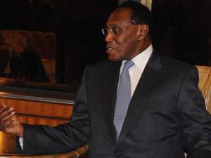 مصرع وزير داخلية كينيا بتحطم مروحية