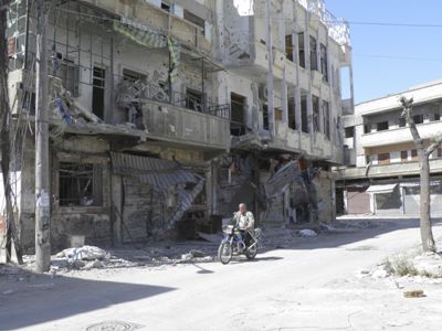 اشتباكات في ريف حلب ومحيط السيدة زينب مع قصف مدفعي لاوكار المسلحين