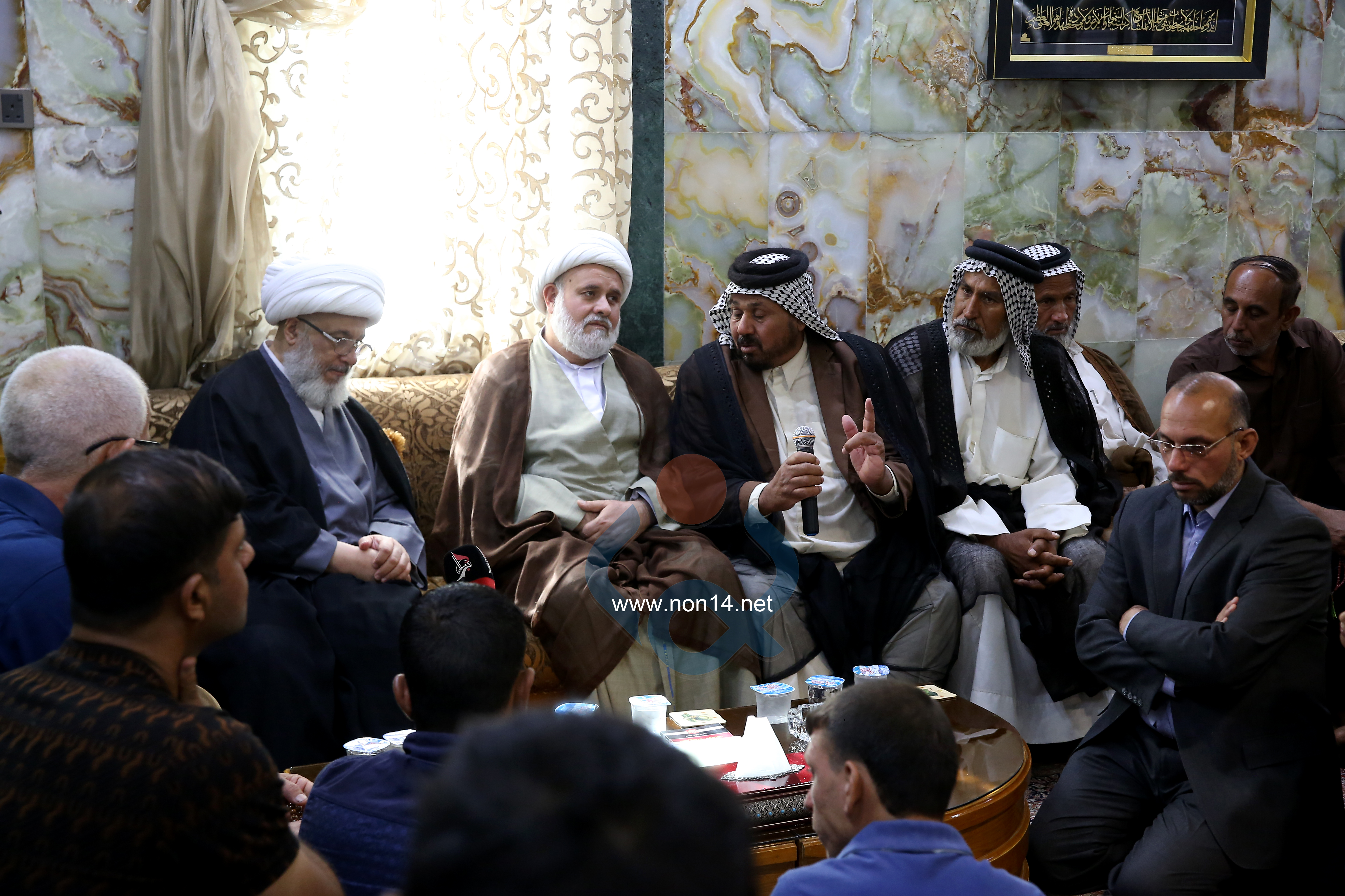 بالصور:ممثل المرجع السيستاني يلتقي ذوي شهداء سبايكر