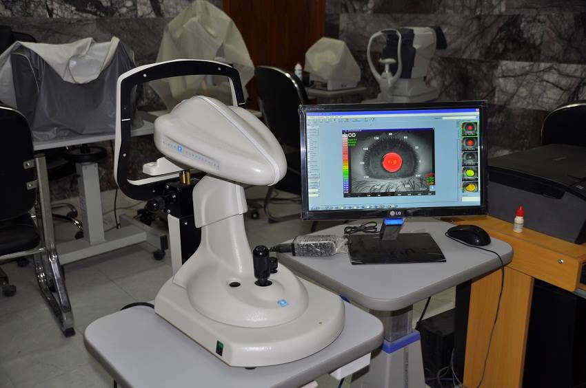 ممرض ماهر "  في كربلاء ينجح في طبع الصورة الشعاعية على الورق الأبيض العادي وبدقة عالية