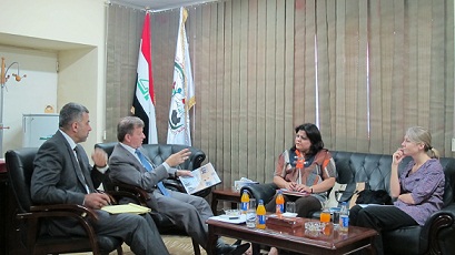 الصليب الاحمر الدولي يطلع على واقع ضحايا الارهاب بالعراق