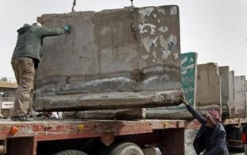 محافظ كربلاء يرفع نقاط تفتيش داخل مركز المدينة وكتل كونكريتية خلف المخيم الحسيني