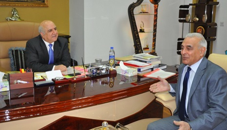 وزير الثقافة الحالي للوزير الاسبق :انتهت القطيعة مع المثقفين