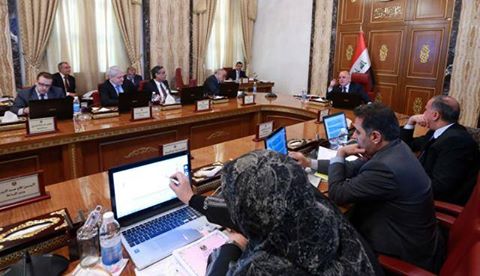 مجلس الوزراء يخول الخارجية دفع رسوم الجوازات للمهاجرين الراغبين بالعودة