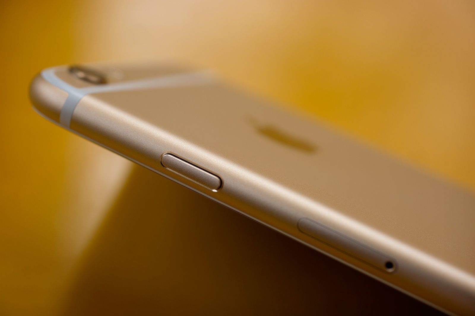 هذا ما يحدث إذا ضغطت خمس مرات على الزر في آيفون ؟