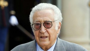 الإبراهيمي: الحل السياسي لا يزال ممكنا بسوريا