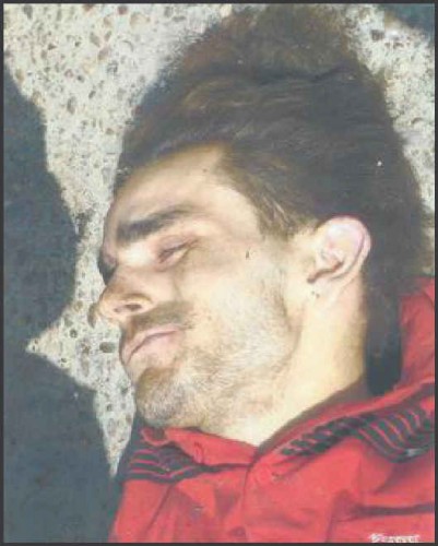 صورة الارهابي الذي قام بتفجير نفسه امام مركز التطوع الخاص بالجيش العراقي