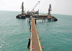 اتهام الكويت بالسيطرة على ميناء عراقي