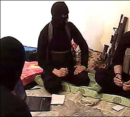 الارهابيون يجمعون غرامات مالية من التجار في الموصل