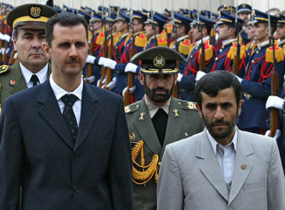 نجاد يصل دمشق ودبلوماسي ايراني يؤكد سيكون الملف العراقي حاضرا بالمحادثات