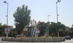 مصرع 10 أشخاص وإصابة أكثر من 20 بإنفجار وقع بمدينة مهاباد الإيرانية