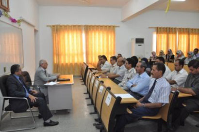 إعفاء عميد كلية الصيدلة في جامعة الكوفة