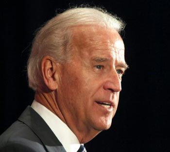 البيت الأبيض يصدر بيان يؤكد فيه أن بايدن سيظيم لقاء بين قادة الكتل السياسية لتقاسم السلطة