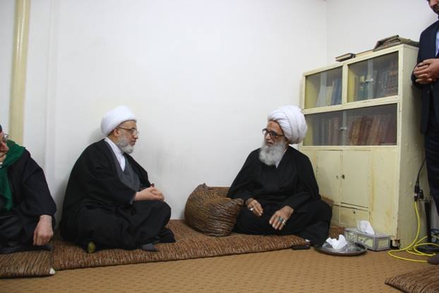 المرجع النجفي يشيد خلال لقائه الكربلائي باداء الامانتين العامتين للعتبتين المقدستين الحسينية والعباسية