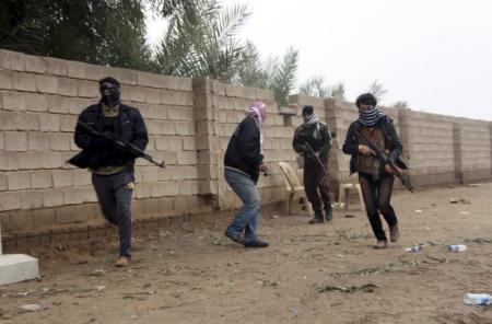 ارهابيون يذبحون 15 جنديا في الموصل