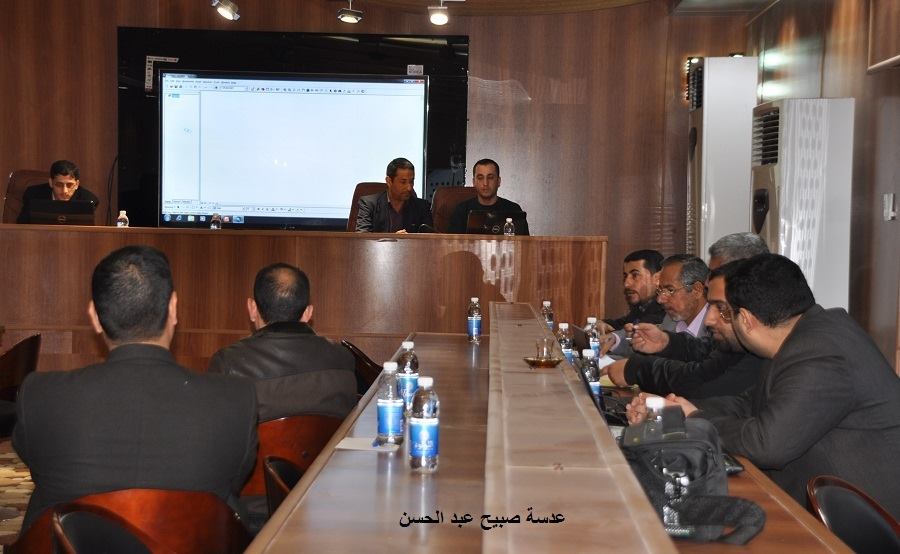 بمشاركة ممثلي دوائر المحافظة اجتماع لجنة نظم المعلومات الجغرافية (GIS)
