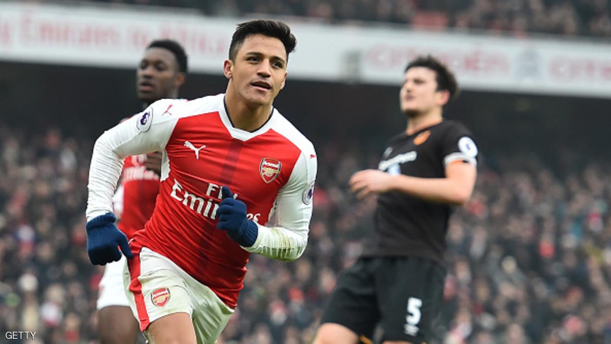 ثنائية سانشيز تهدي أرسنال فوزا على هال سيتي