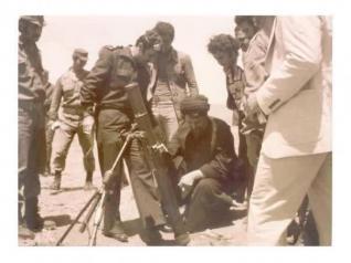 صورة نادرة جداً للسيد موسى الصدر على الجبهة المصريّة أيّام حرب تشرين العام 1973