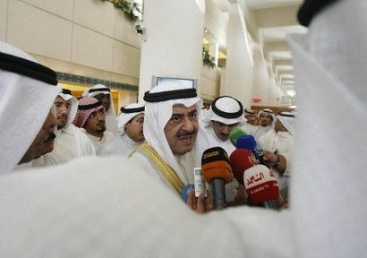 الكويت.. إحالة وزير داخلية البلاد لمحكمة الوزراء بتهمة استخدام المال العام بطريق الخطأ