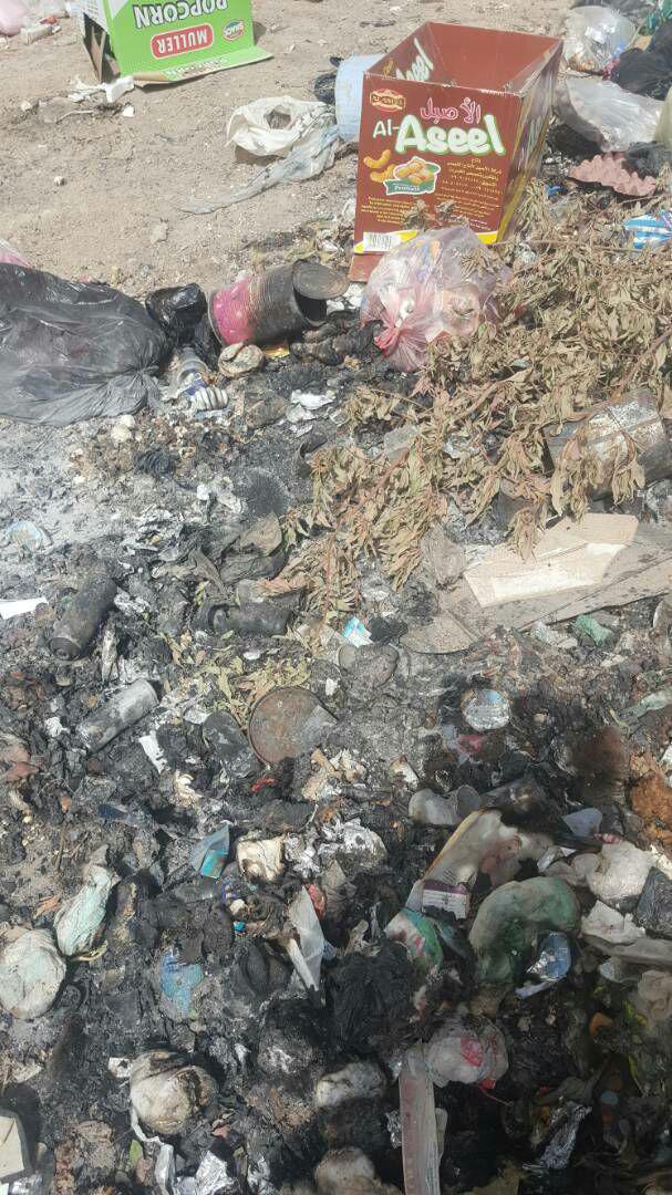 تراكم النفايات في مناطق بكربلاء .. والاهالي يضطرون لحرقها (مصور)