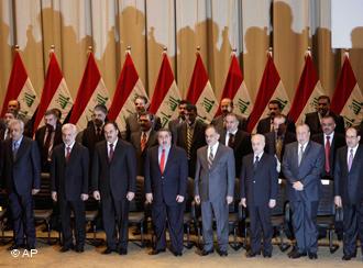 أزمة العراق السياسية متواصلة ومخاوف من تدويلها لإسقاط شخوص سياسية