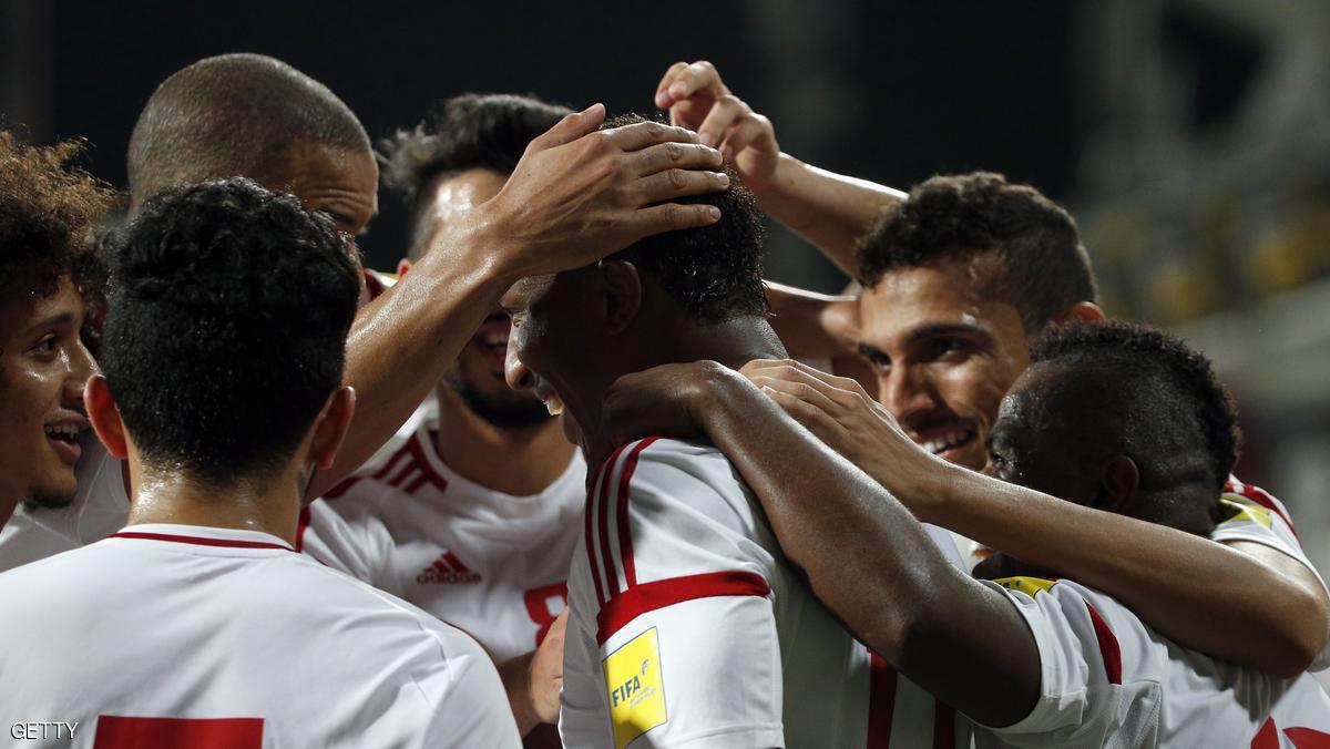 فيفا يوافق على طلب "اماراتي" ويغير طاقم تحكيم مباراته "القطري"