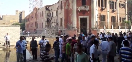 انفجار يستهدف القنصلية الإيطالية‬ وسط ‫‏القاهرة‬