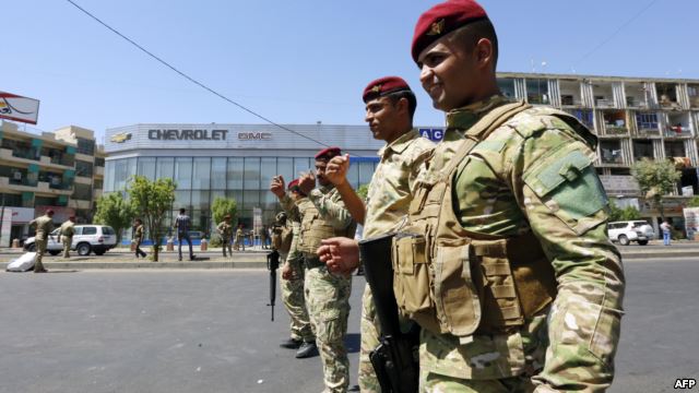 انتشار عسكري في بغداد والمالكي يتهم معصوم بخرق الدستور