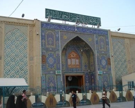 النجف تسعى الى الحصول على 500 مليار دينار لشراء العقارات المجاورة للعتبة العلوية المقدسة لتوسعتها