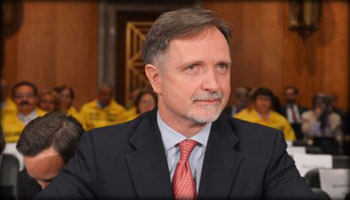 السفير الأمريكي الجديد في بغداد يباشر عمله