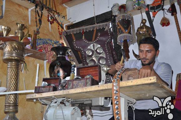 البصرة: رحم المعاناة والفقر والامية ينجب احد صنّاع التعزية الدرامية الخاصة بعاشوراء