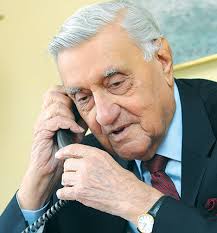 تأكيدات بعدم وفاة الباجة جي: يتمتع بصحة جيدة