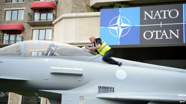 الناتو يدرس طلبا عراقيا لبناء قدرات الجيش