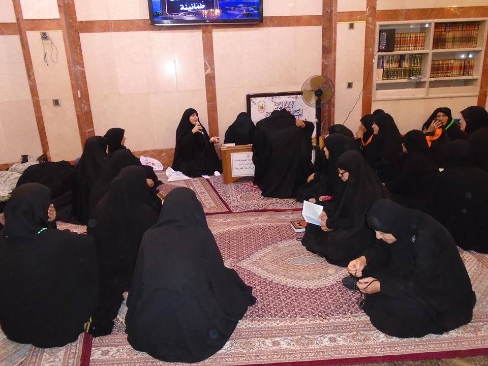 محاضرات توجيهية لزائرات الأربعين ينظمها مركز الارشاد الاسري في العتبة الحسينية