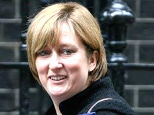 داخلية البريطانية: بريطانيا تواجه تهديدا ارهابيا "جديا جدا"