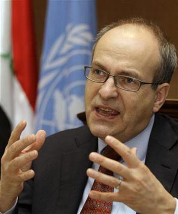 اوساط سياسية تكشف عن فحوى الرسالة التي حملها ميلكرت الى المرجع الاعلى السيد السيستاني