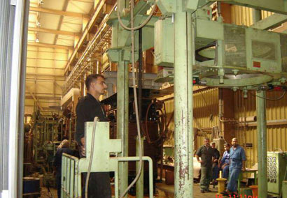 شركة ديالى للصناعات الكهربائية تعاقدت  مع مديريات الكهرباء بمبلغ اكثر من ثلاثة مليارات دينار