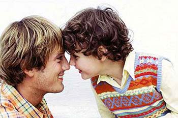 دراسة: السعادة قد تكون بالوراثة