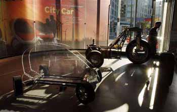 معهد امريكي يصنع سيارة صغيرة قابلة للطي لمواجهة الزحام