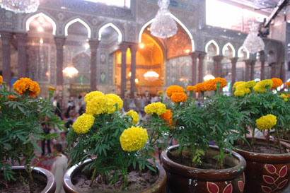 العتبة ُ الحسينية ُُ المقدسة تشجر الطرق المؤدية لها