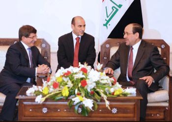 مصادر تكشف ان زيارة اوغلو جاءت للضغط على الكرد للتنازل عن منصب رئاسة الجمهورية لصالح كتلة سياسية