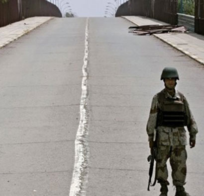 طرق وجسور نينوى:شركة عراقية تستورد معدات خاصة لصيانة جسر الموصل الثالث