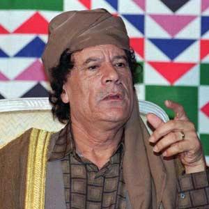 صحيفة بريطانية : القذافي يقود مبادرة لتثقيف الايطاليات وتزويجهن من ليبيين