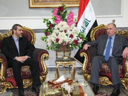 رئيس البرلمان العراقي يدعو إلى علاقات مع إيران على أساس الاحترام المتبادل