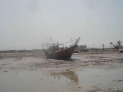 تقرير حكومي: مياه البزل الايرانية تقترب من حقل مجنون وتشكل بحيرة كبيرة طولها 40 كم