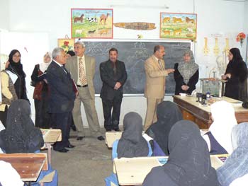 وفد من تربية الكرخ الثانية يزور مدارس التربية الخاصة لبطيئ التعلم في كربلاء