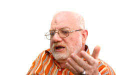 الوهابية تخترق موقع المفكر الشيعي المصري احمد راسم النفيس